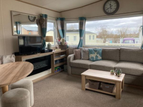 Tattershall Lakes Luxury Hot Tub Breaks